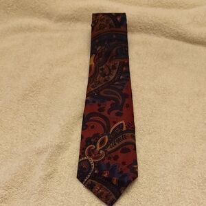 Paisley Patterned Tie - Red and Blue